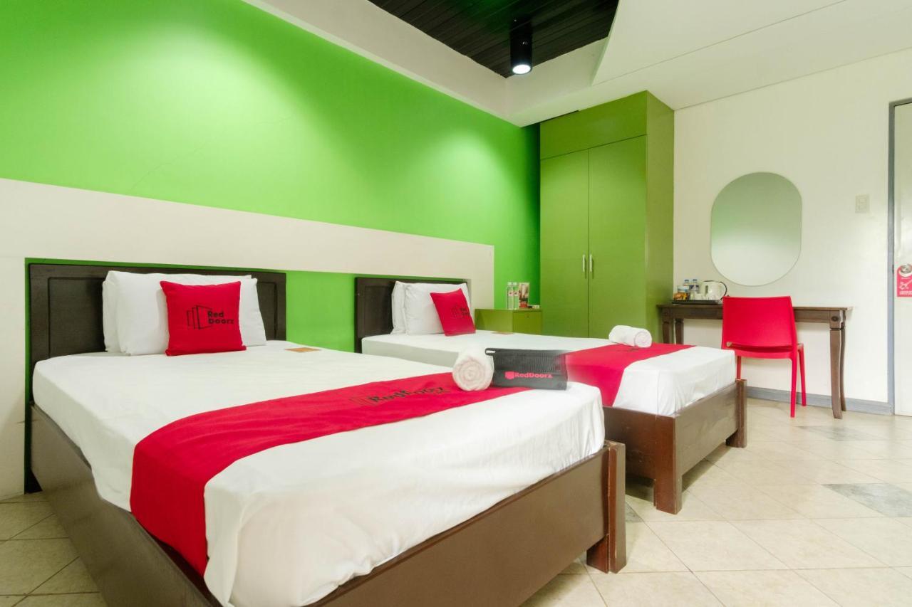 Reddoorz Near Waltermart Subic Hotel Ngoại thất bức ảnh