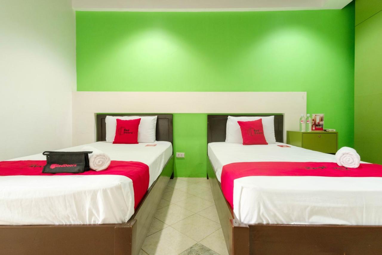 Reddoorz Near Waltermart Subic Hotel Ngoại thất bức ảnh